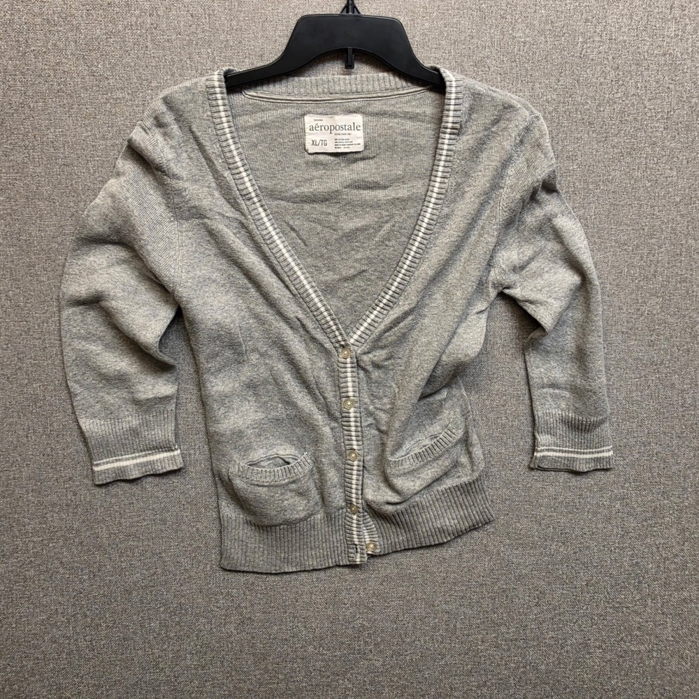Aéropostale Womens XL Gray V Neck Button Front Cardigan Y2K Preppy Sweater